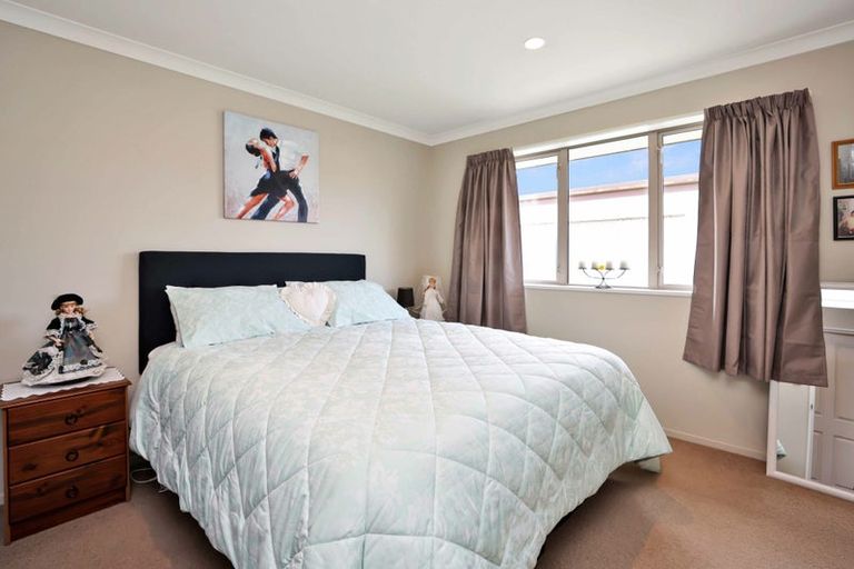 Photo of property in 21 Cox Street, Ashburton, 7700