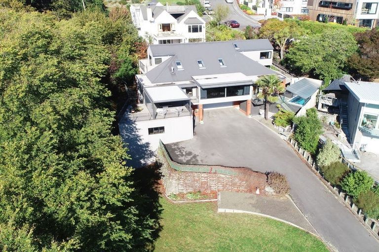 Photo of property in 12 Overdale Drive, Cashmere, Christchurch, 8022