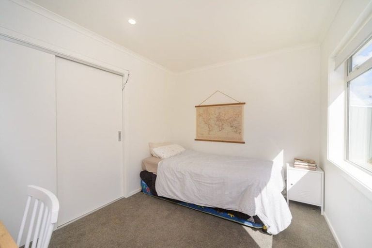 Photo of property in 12a Belvedere Crescent, Takaro, Palmerston North, 4412