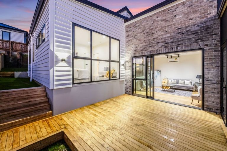 Photo of property in 16 Bannockburn Road, Opaheke, 2113