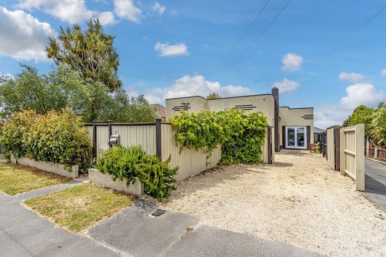 Photo of property in 89 Aorangi Road, Bryndwr, Christchurch, 8053