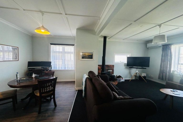 Photo of property in 2 Moore Avenue, Tawhero, Whanganui, 4501