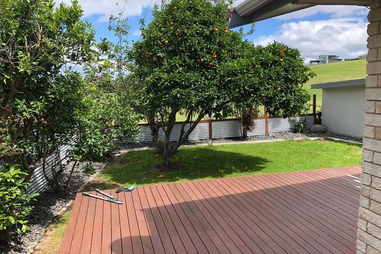 Photo of property in 5 The Crescent, Waihi Beach, 3611