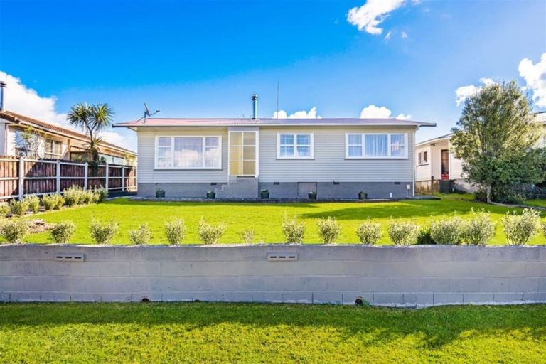 Photo of property in 11 Maire Street, Tikipunga, Whangarei, 0112