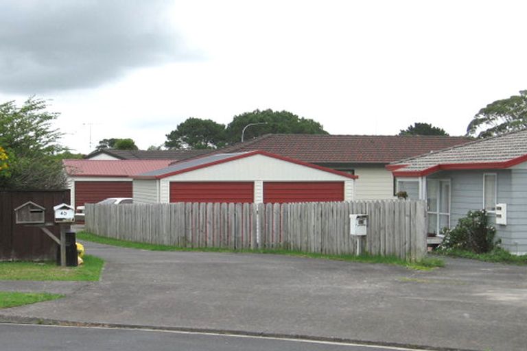 Photo of property in 40 Hassan Drive, Massey, Auckland, 0614
