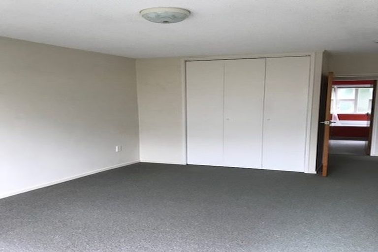 Photo of property in 2u2 Scarborough Terrace, Mount Victoria, Wellington, 6011