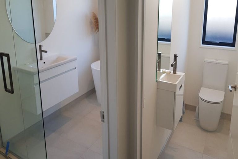 Photo of property in 12 Mccahon Drive, Rangiora, 7400