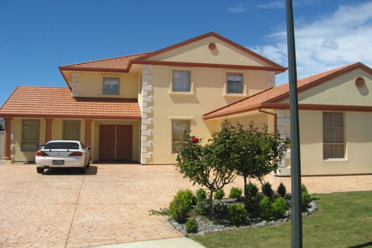 Photo of property in 15 Jasper Place, Northwood, Christchurch, 8051