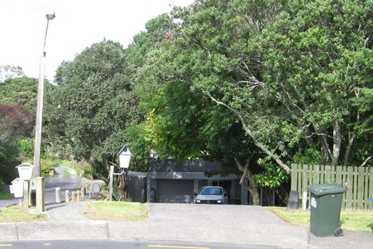 Photo of property in 53 Cyclarama Crescent, Massey, Auckland, 0614