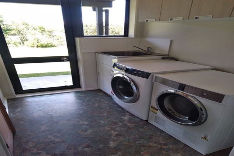 Photo of property in 30 Kukutauaki Road, Koputaroa, Levin, 5575