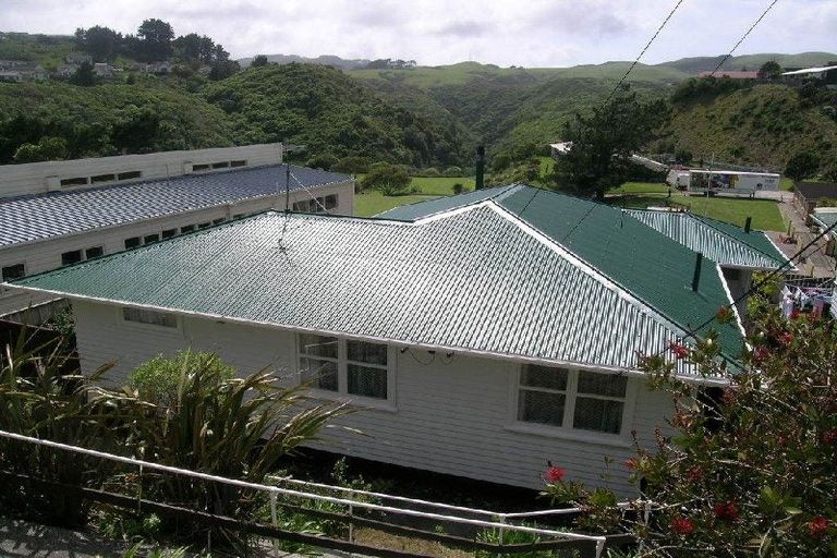 Photo of property in 8 Mark Avenue, Paparangi, Wellington, 6037
