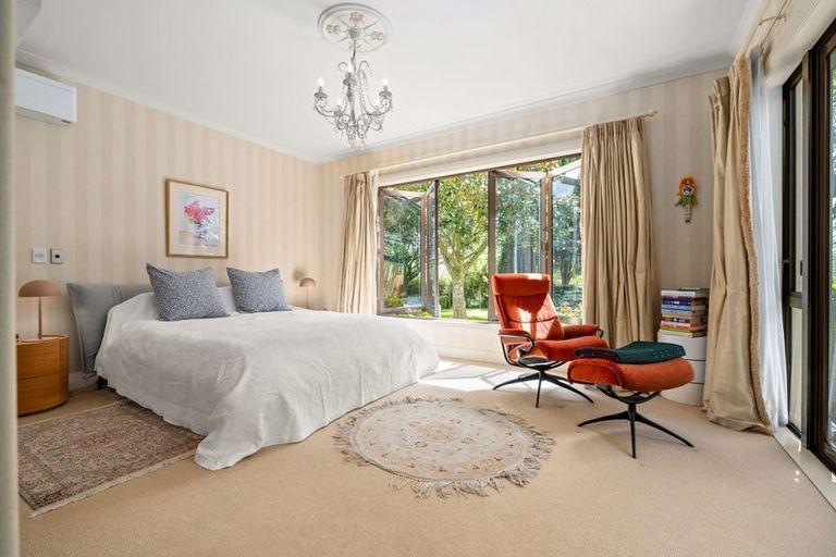 Photo of property in 35 The Esplanade, Huntington, Hamilton, 3210