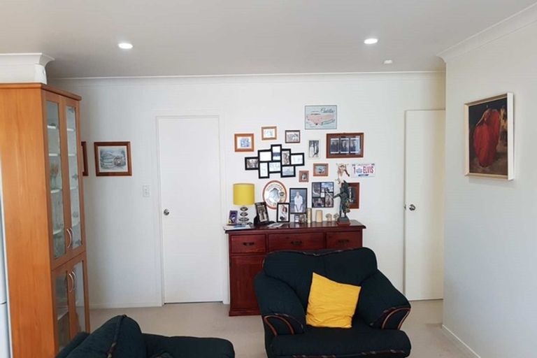 Photo of property in 7a Cloverlea Place, Pukekohe, 2120