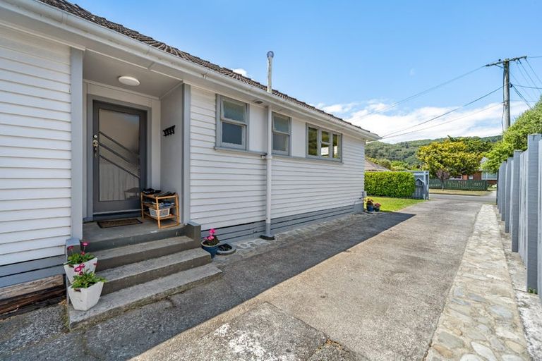 Photo of property in 38 Miro Street, Trentham, Upper Hutt, 5018