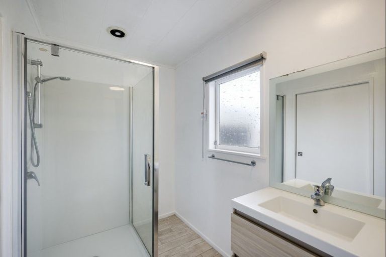 Photo of property in 4 Upham Crescent, Taradale, Napier, 4112