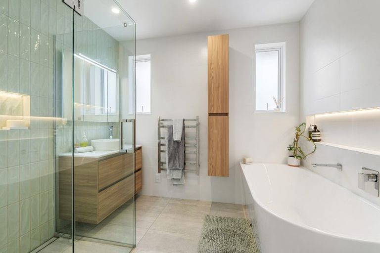 Photo of property in 39 Seine Road, Forrest Hill, Auckland, 0620