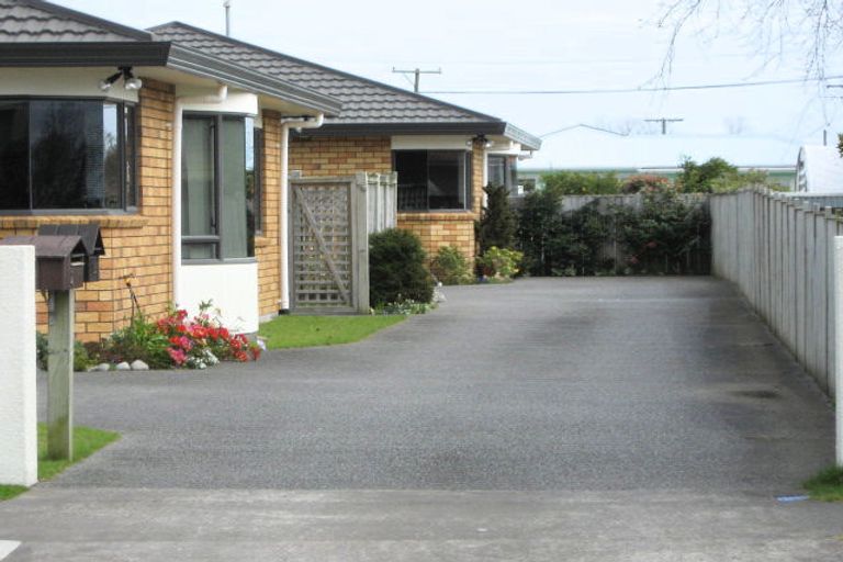 Photo of property in 256 Mangorei Road, Merrilands, New Plymouth, 4312