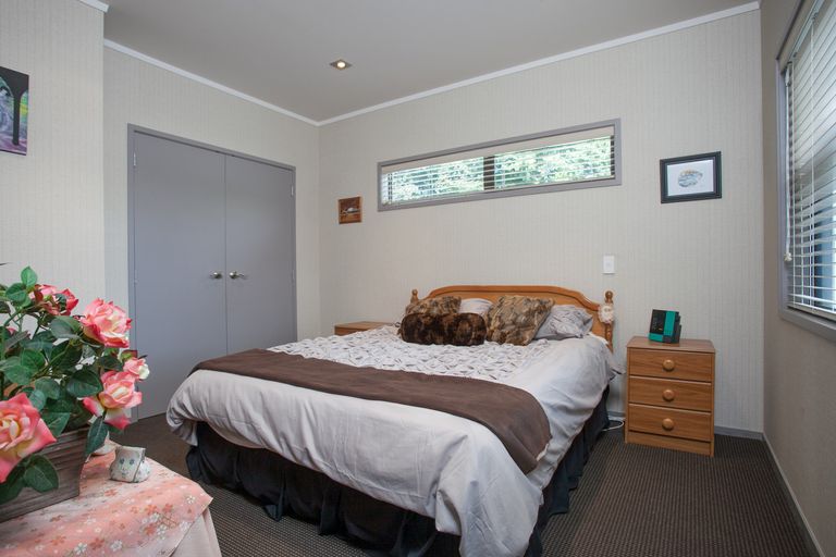 Photo of property in 212 Mandeno Street, Te Awamutu, 3800