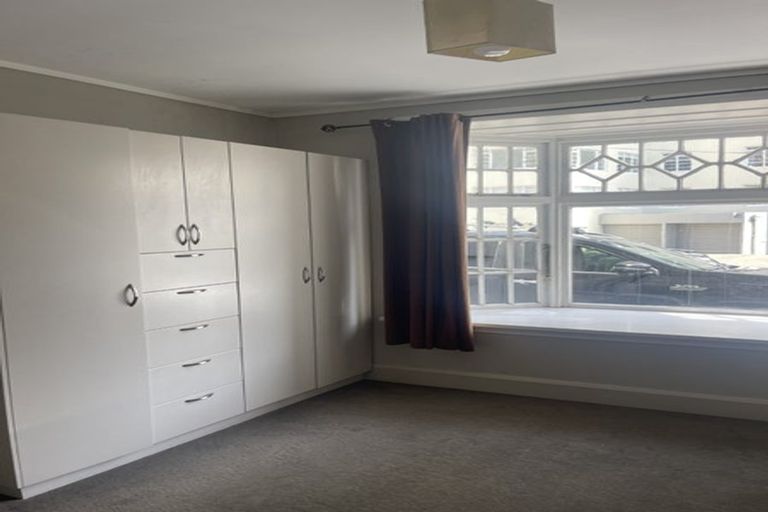 Photo of property in 5 Grass Street, Oriental Bay, Wellington, 6011