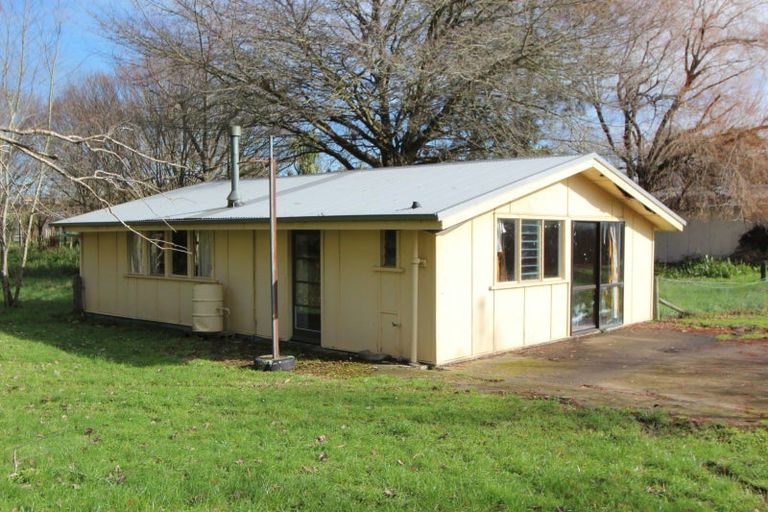Photo of property in 83 Porangahau Road, Waipukurau, 4200