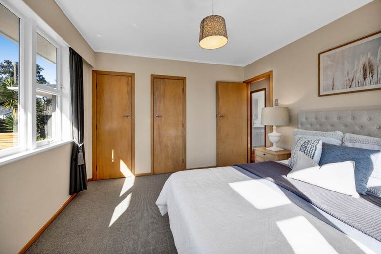 Photo of property in 211 Frankley Road, Frankleigh Park, New Plymouth, 4310