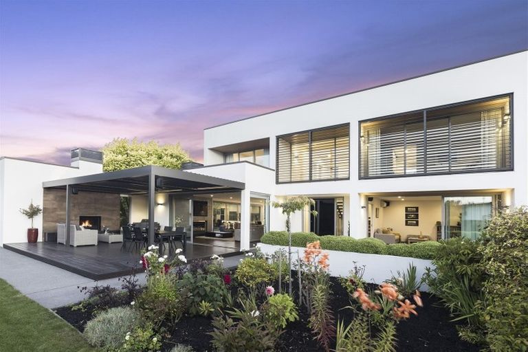 Photo of property in 12 Carnaby Close, St Albans, Christchurch, 8052