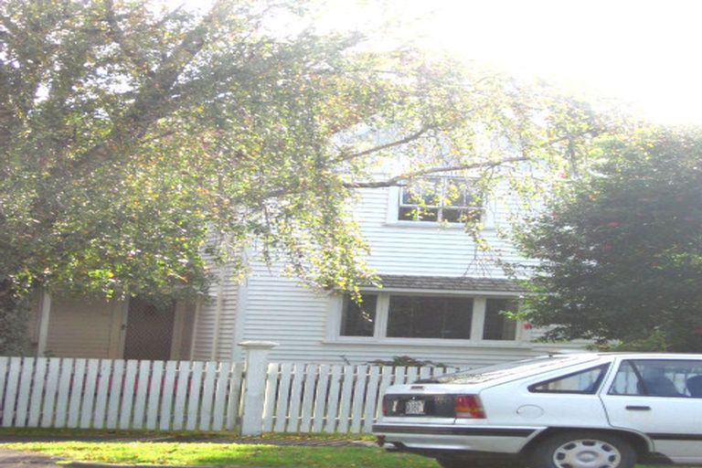 Photo of property in 114 Kolmar Road, Papatoetoe, Auckland, 2025