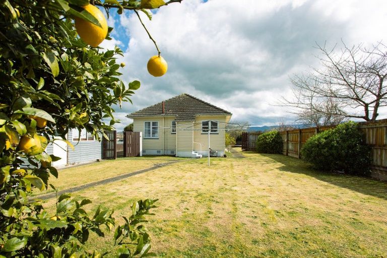 Photo of property in 240 High Street, Dannevirke, 4930