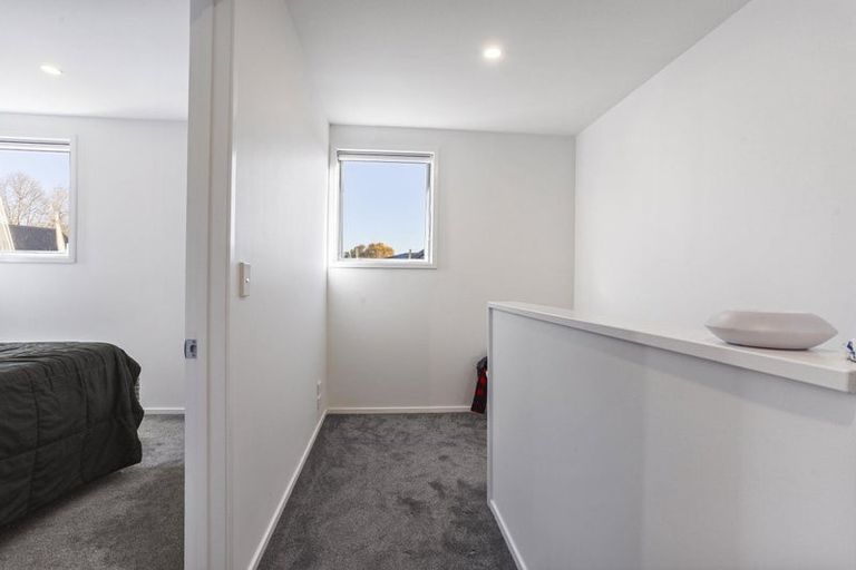 Photo of property in 2/5 Matata Place, Dallington, Christchurch, 8061