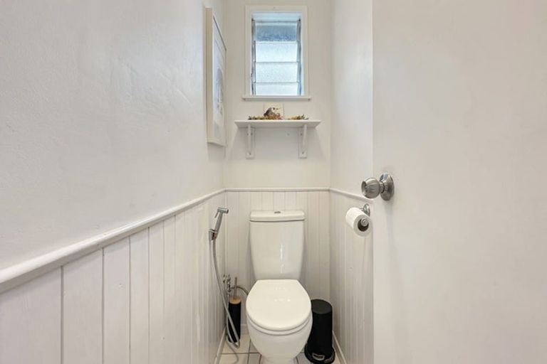 Photo of property in 40a/1 Woodglen Road, Glen Eden, Auckland, 0602