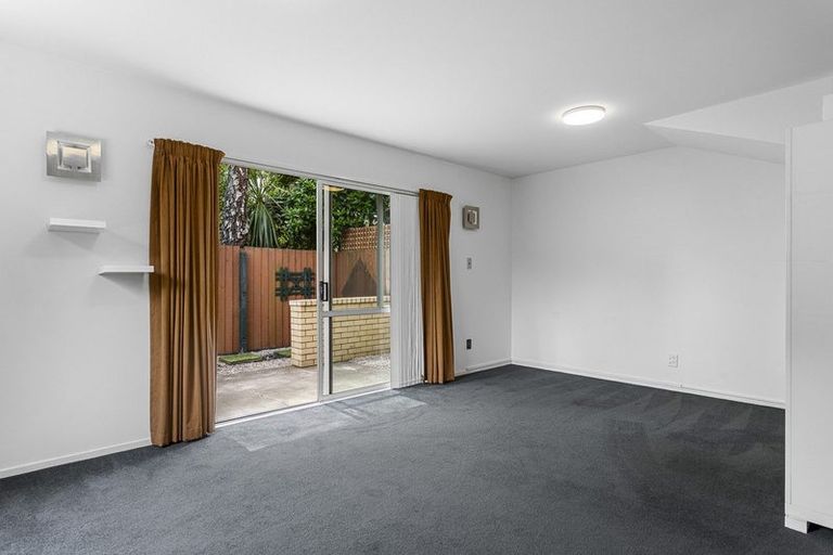 Photo of property in 5/487 Hereford Street, Linwood, Christchurch, 8011