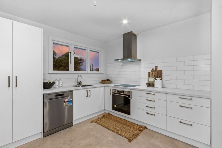 Photo of property in 57 Vivian Street, Burwood, Christchurch, 8083