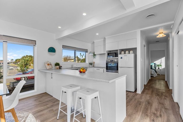 Photo of property in 7a Seaspray Drive, Mount Maunganui, 3116