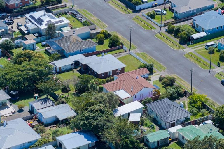 Photo of property in 14 Middlesex Street, Levin, 5510