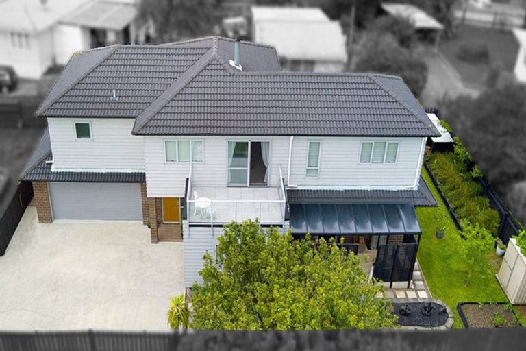 Photo of property in 28b Kirrie Avenue, Te Atatu South, Auckland, 0610