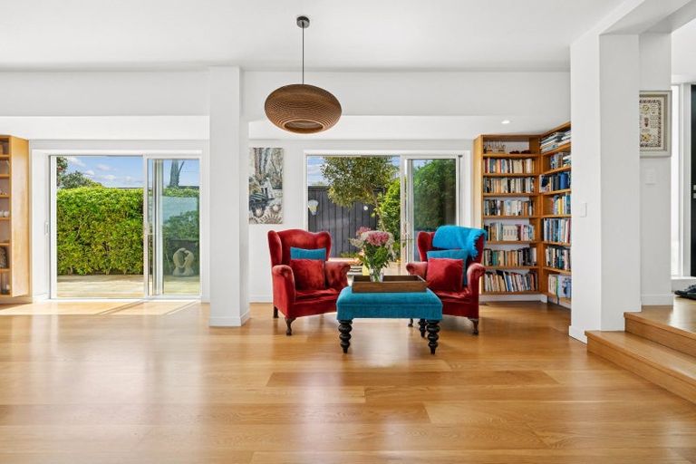 Photo of property in 83 Ngataringa Road, Devonport, Auckland, 0624