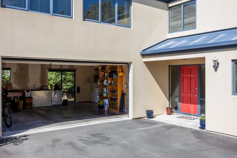 Photo of property in 26 Highcrest Heights, Westmorland, Christchurch, 8025