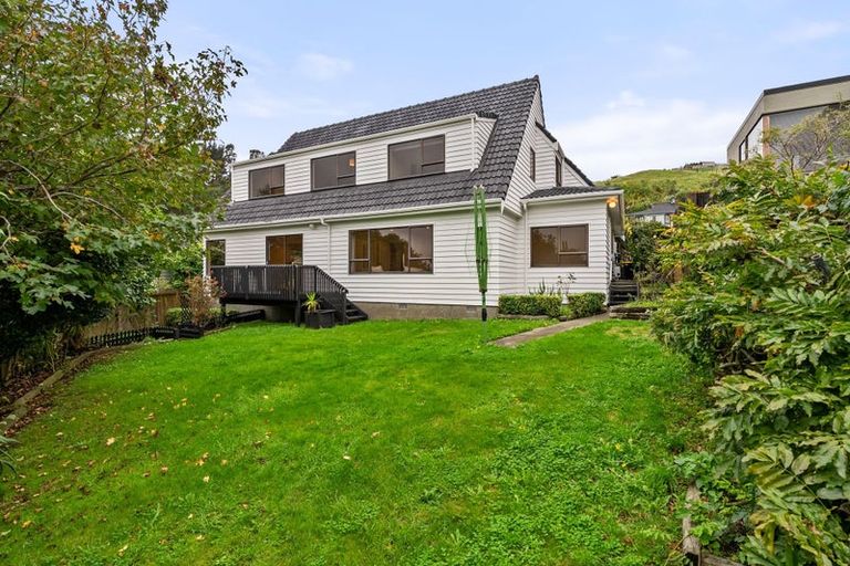 Photo of property in 64 Woodman Drive, Tawa, Wellington, 5028