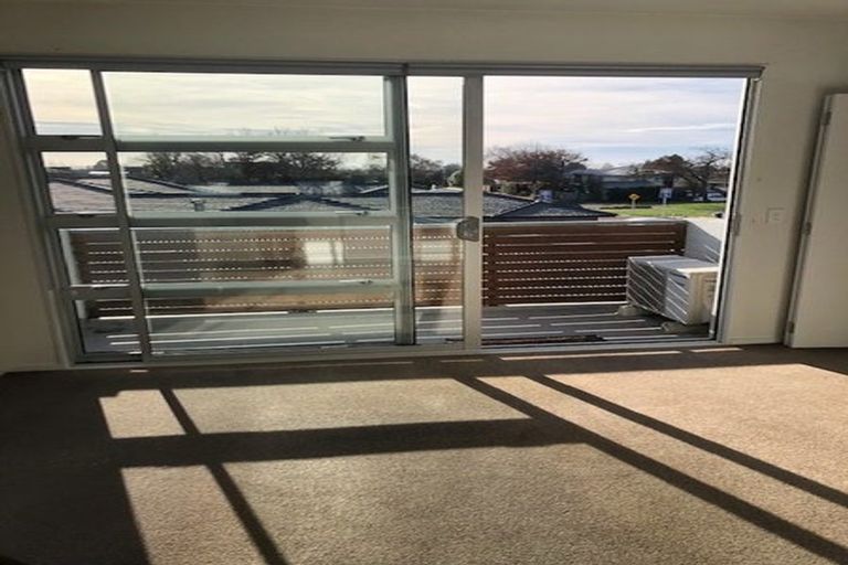 Photo of property in 43 Grafton Street, Waltham, Christchurch, 8011