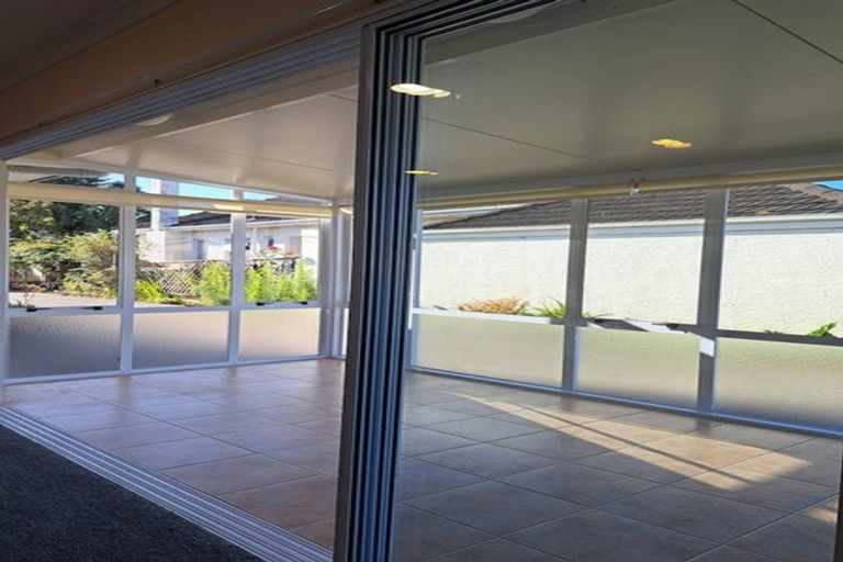 Photo of property in 148 Tukapa Street, Westown, New Plymouth, 4310