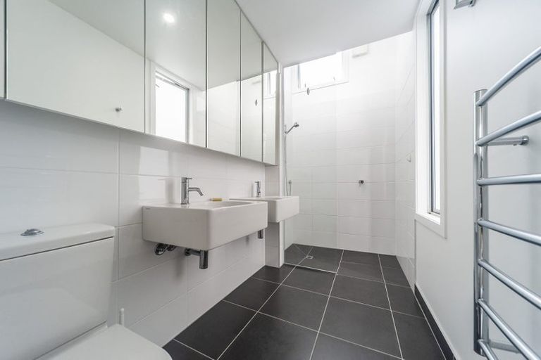 Photo of property in 2b Leslie Street, Wadestown, Wellington, 6012