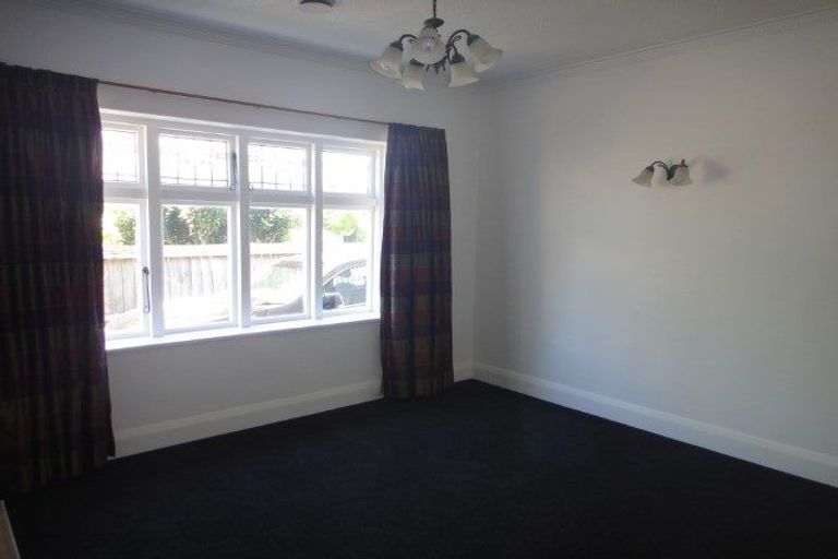 Photo of property in 51 Kilmarnock Street, Riccarton, Christchurch, 8011