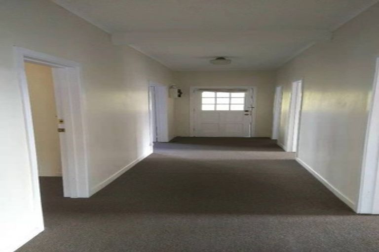 Photo of property in 35a Matai Road, Stanmore Bay, Whangaparaoa, 0932