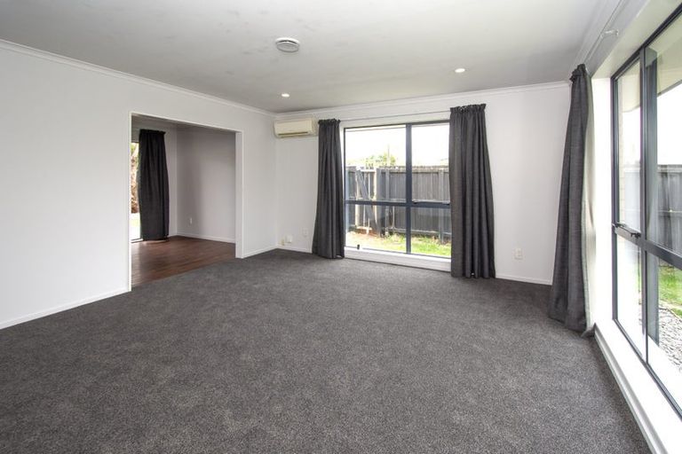 Photo of property in 6a Peel Close, Rolleston, 7614