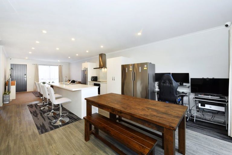 Photo of property in 25 William Dawson Crescent, Wigram, Christchurch, 8025