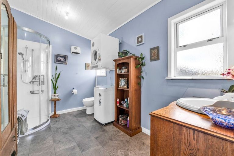 Photo of property in 225 Bridge Street, Eltham, 4322