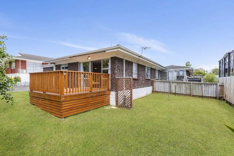 Photo of property in 1/121 Gardner Avenue, New Lynn, Auckland, 0600