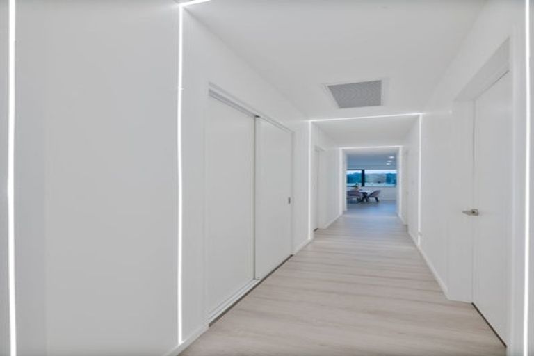 Photo of property in 7 Kiokio Place, Swanson, 0614