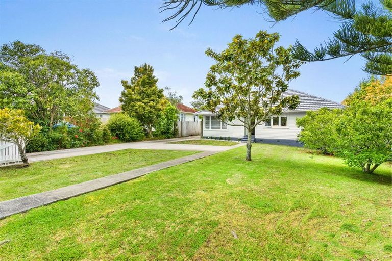 Photo of property in 95 Kervil Avenue, Te Atatu Peninsula, Auckland, 0610