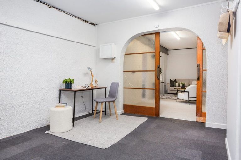 Photo of property in 18 Woodland Road, Johnsonville, Wellington, 6037